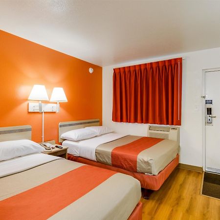 Motel 6-Schiller Park, Il - Chicago O'Hare Екстериор снимка