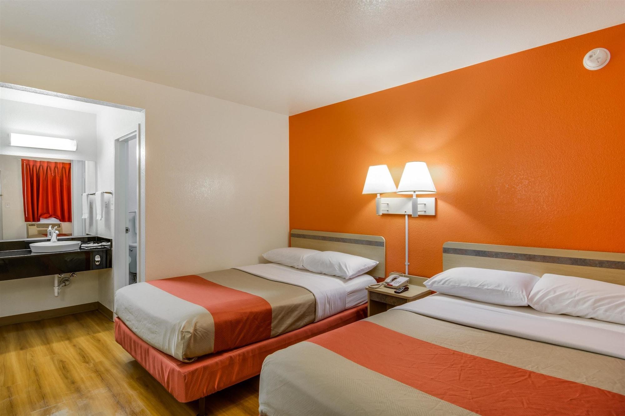 Motel 6-Schiller Park, Il - Chicago O'Hare Екстериор снимка