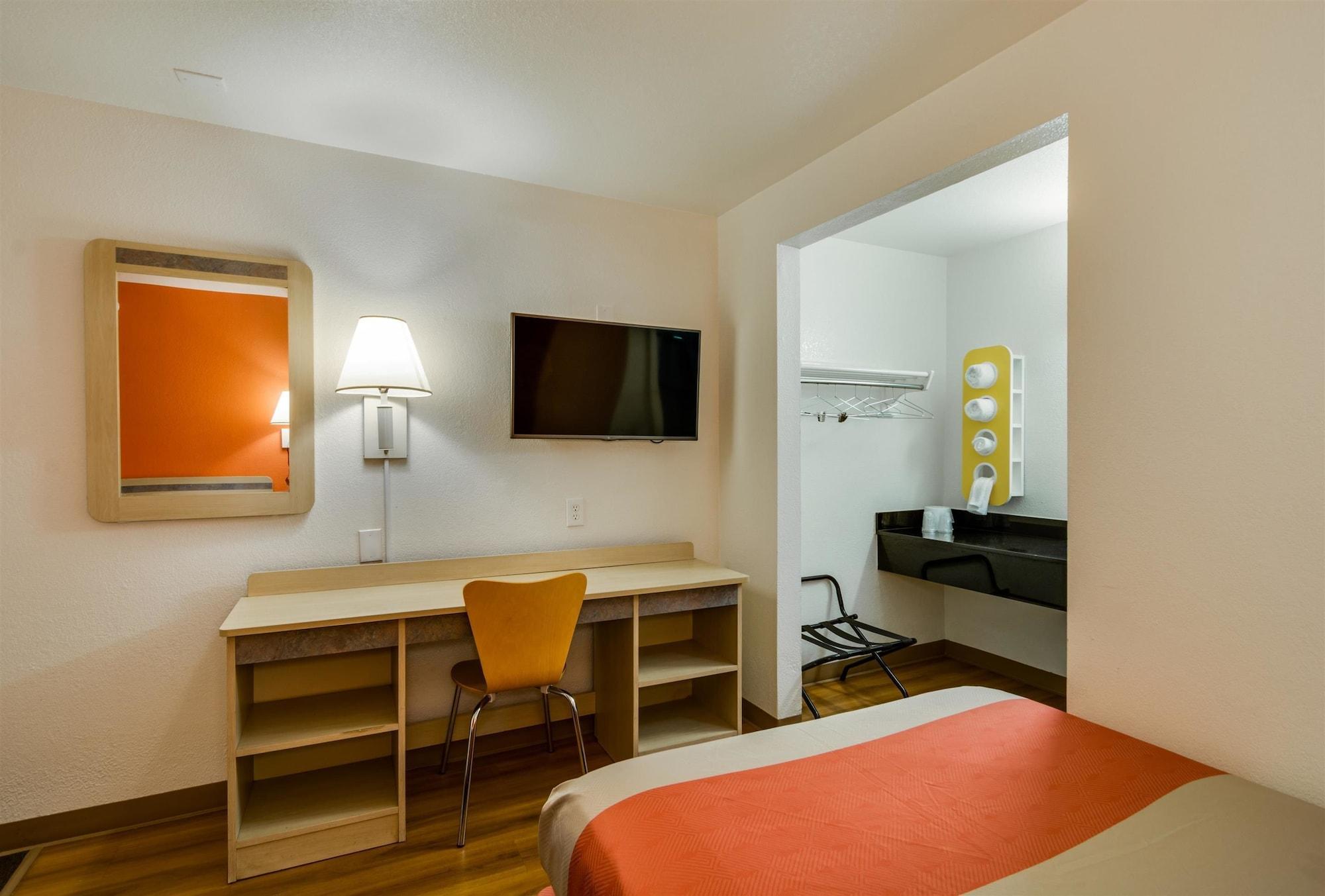 Motel 6-Schiller Park, Il - Chicago O'Hare Екстериор снимка